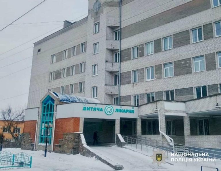 На Київщині сім’ю госпіталізували через отруєння газом — матір і дитина в лікарні