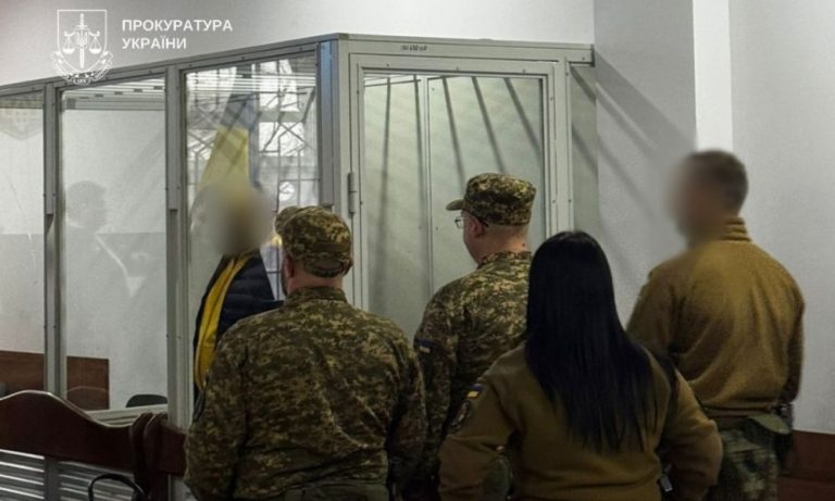 У Києві чоловіка засудили до 15 років ув’язнення за дворічне зґвалтування падчерки і розбещення рідної доньки