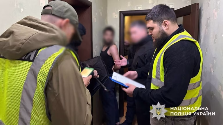 Столичний суд розгляне справу восьми фігурантів схеми фіктивних шлюбів