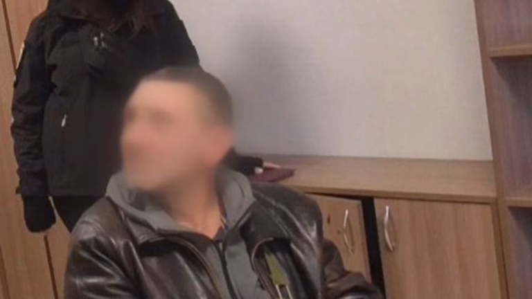 У Києві батько поранив тесаком 10-річного сина — що відомо