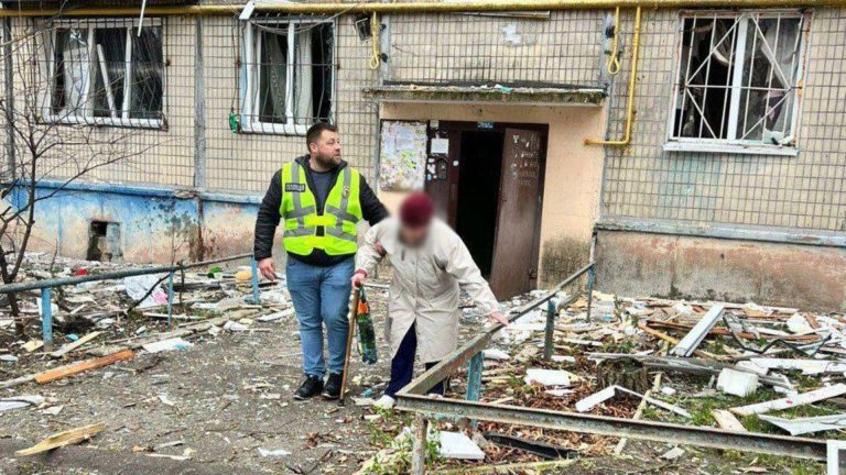 Київ у вогні: РФ здійснила дев’яту масовану атаку 2025 року