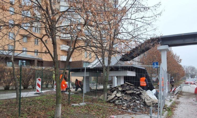 35 млн на надземний перехід у Києві: активісти попереджають про небезпечний пандус