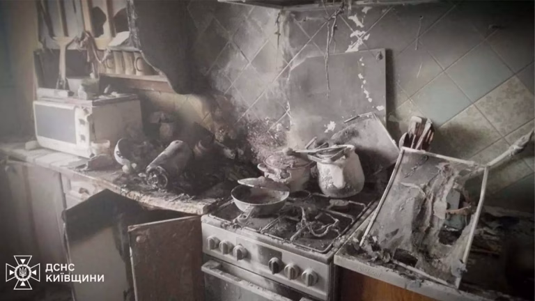 Ранок на Київщині: дві пожежі забрали життя двох людей