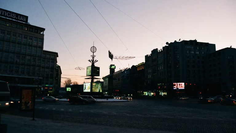 Повідомлення про відключення 06:00–22:00: як дізнатися свою чергу в Києві та області