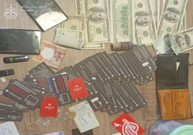 Двоє «комп’ютерних майстрів» постануть перед судом за шахрайство щодо літніх на майже 1,8 млн грн