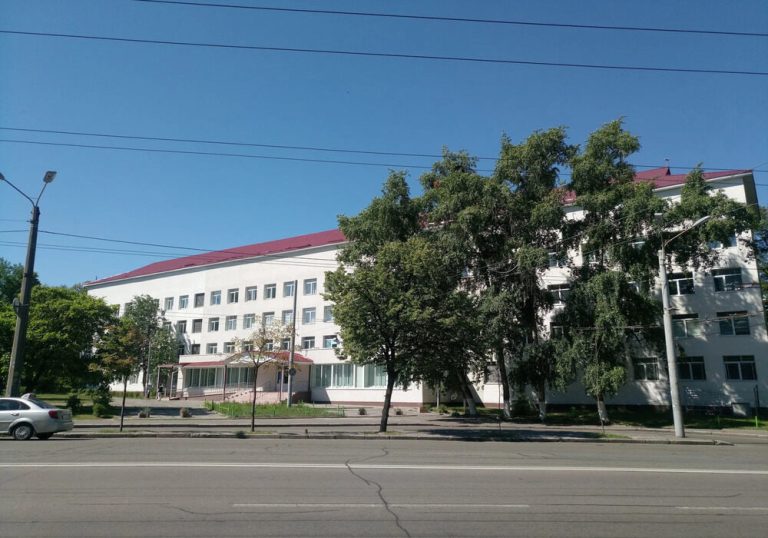 У Києві капітально відремонтують лікарню №9 за понад 45 млн грн — “золоті” плитка, лінолеум і повітроводи без конкуренції