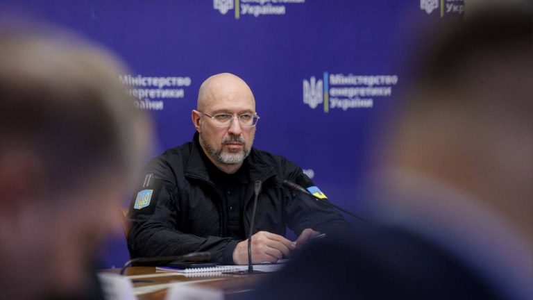 Аварія в енергомережі спричинила відключення в Києві та ще чотирьох областях