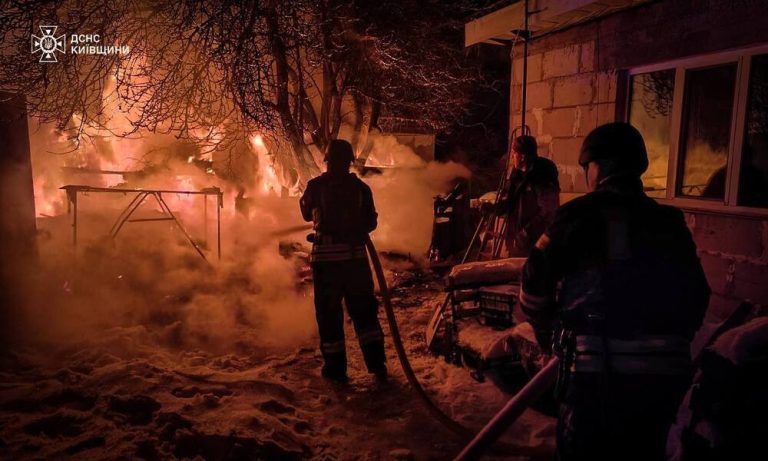 Нічний обстріл на Київщині: 15 пошкоджених об’єктів цивільної інфраструктури, одна людина загинула