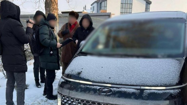 П’ятьом киянам оголосили підозру у привласненні 3,4 млн грн