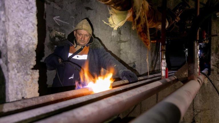 Після атаки 12 лютого опалення відновили в 1 500 із 2 600 будинків Києва