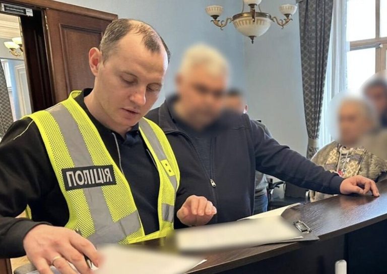 Посадовцю КМДА оголосили підозру у завданні бюджету Києва понад 581 млн грн через непотрібні облігації
