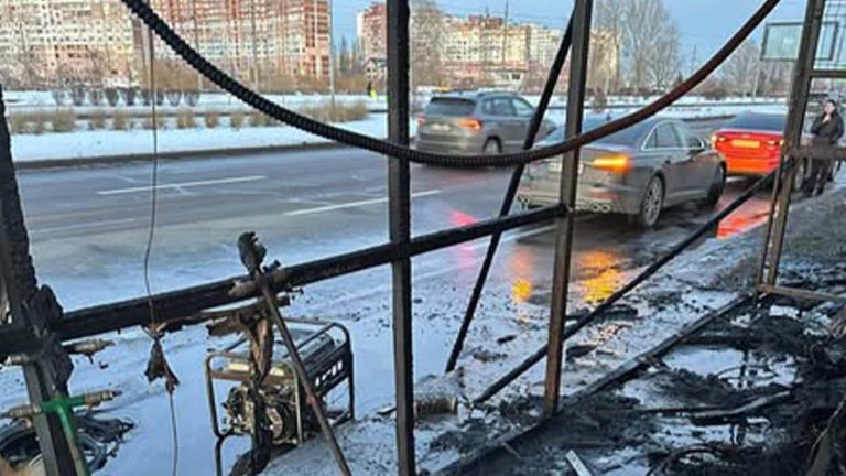 Пожежа у Воскресенці: несправний генератор спричинив знищення шиномонтажу