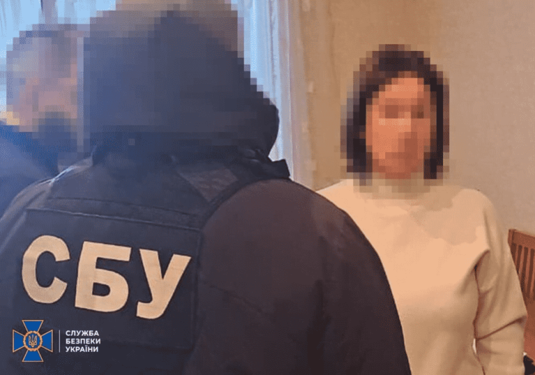 У Києві СБУ затримала 64‑річну донеччанку, що виховувала дітей за стандартами РФ