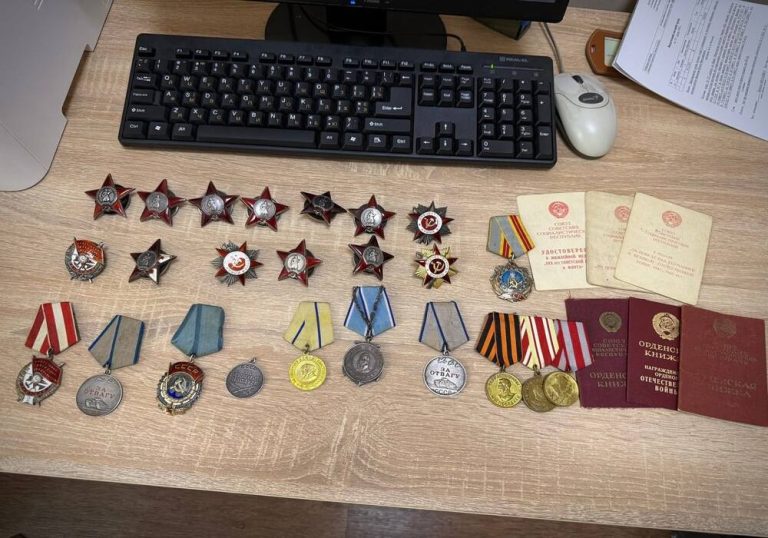 Київська митниця передала 357 історичних артефактів до музейних фондів замість виставлення на аукціони