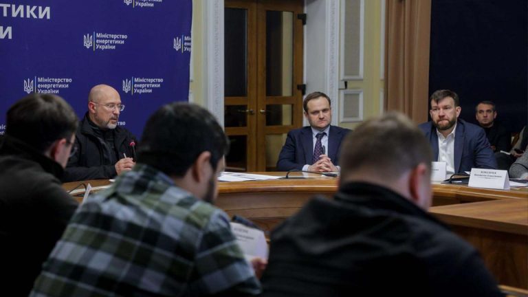 Шмигаль назвав, коли в Києві запровадять графіки замість хаосу
