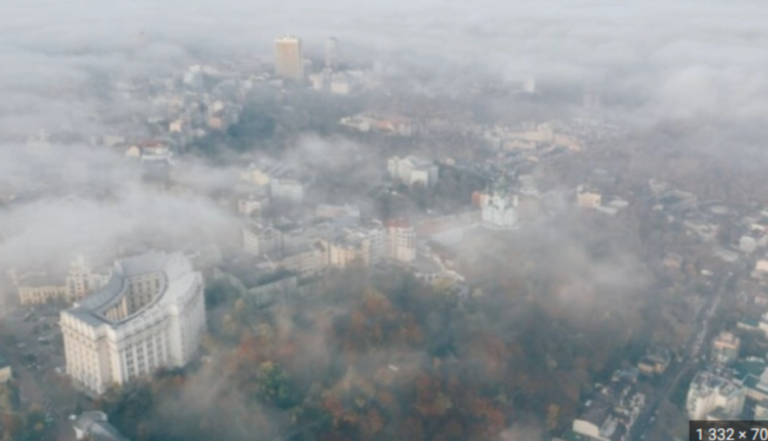 Київ в диму: зафіксовано найвищий рівень смогу в історії