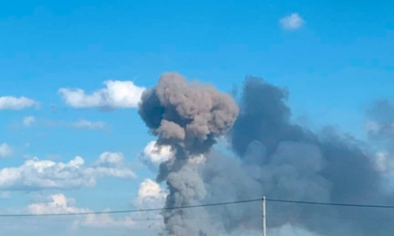 Після падіння БПЛА в Києві пролунали сильні вибухи — де зафіксовано пошкодження