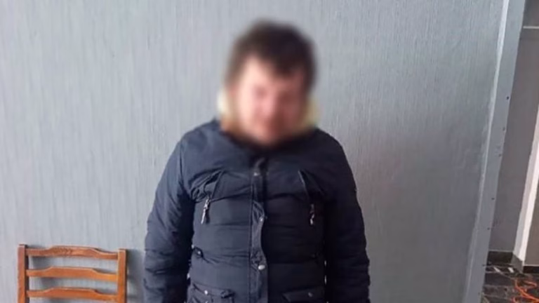 У Києві перед судом постане чоловік, звинувачений у пограбуванні 88-річної пенсіонерки