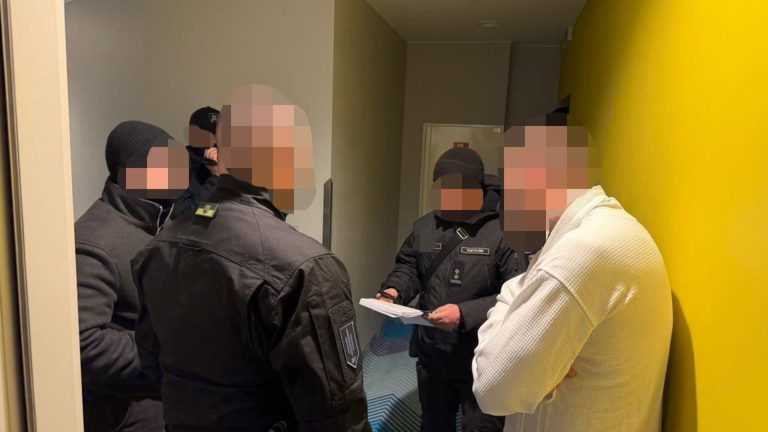 Офіцер ТЦК на Київщині побив військовозобов’язаних і знімав сцену на відео