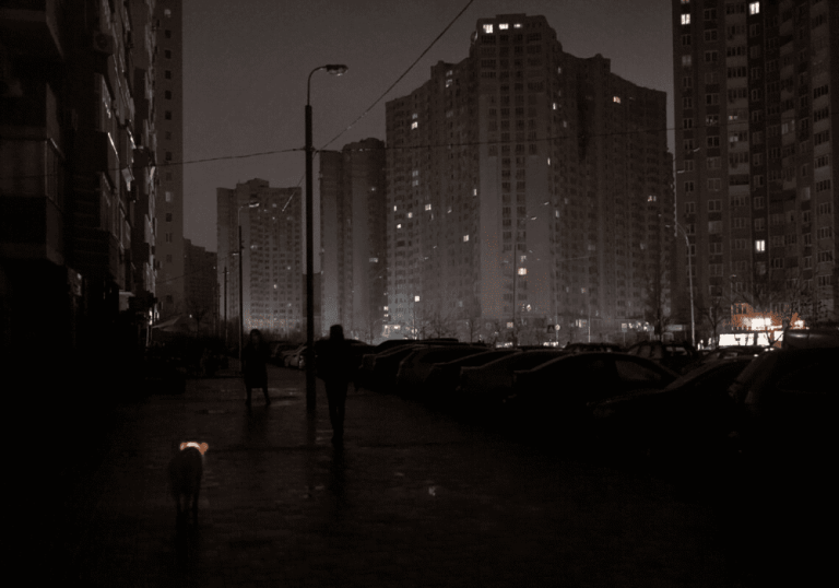 Після невдалого тиску на владу Київ виявився неготовим до критичної ситуації