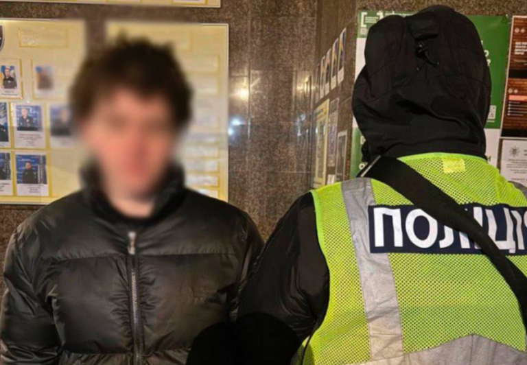 Під час блекауту в Києві викрили вуличного хулігана на тлі грошей і скандалу