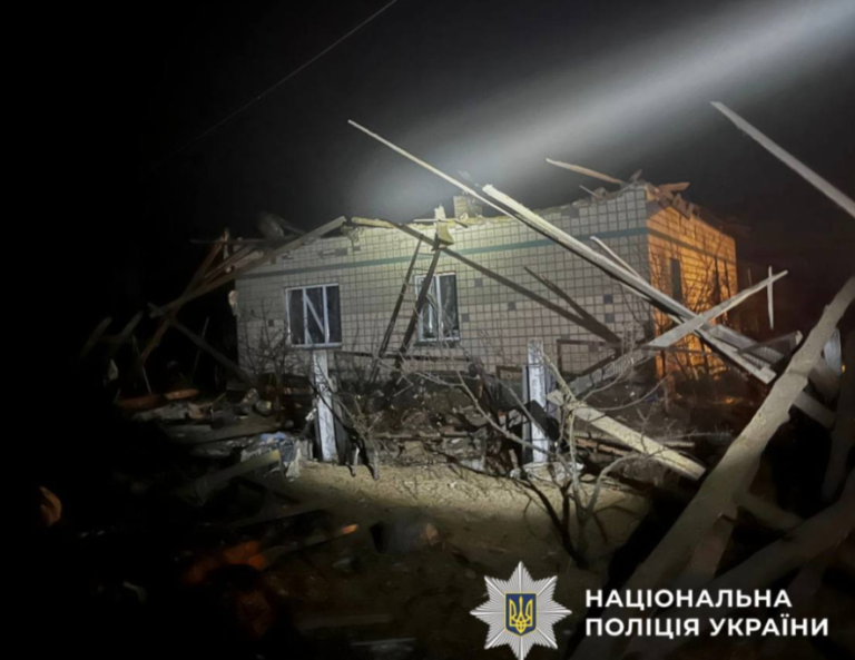 Криваве місце потужного вибуху на Київщині: наслідки атаки рф — ФОТО
