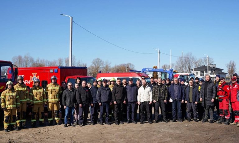 На Київщині загроза підтоплень: громади мобілізуються через танення льоду на водосховищі