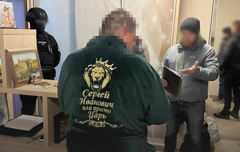 На Київщині викрили схему привласнення квартири померлої: фігурантами виявились ексголова суду, група адвокатів та голова ОСББ