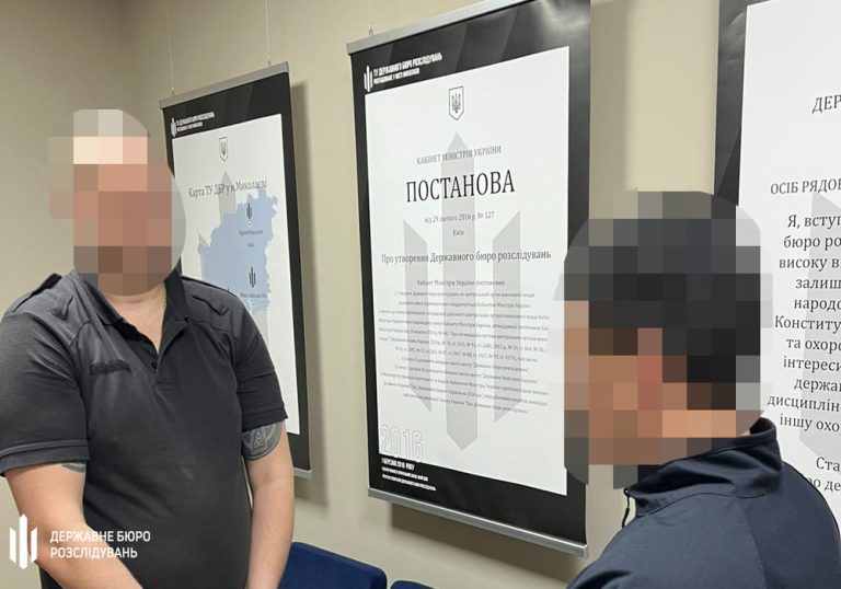 Чоловік із скандального відео, що глузив над київським меморіалом, виявився дезертиром із Миколаївщини