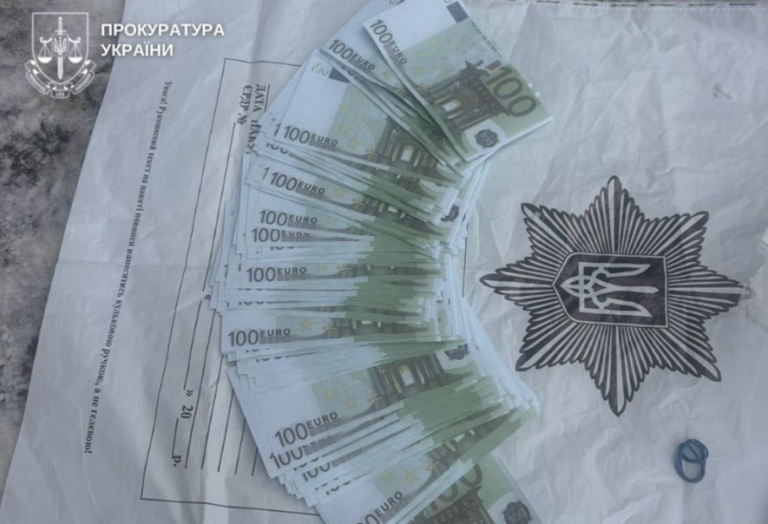 У Києві затримали лікаря, що домовлявся про втечу за тисячі євро