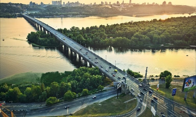 Міст Патона на порозі руйнації: загроза колапсу для Києва і боротьба за мільярдні кошти на реконструкцію