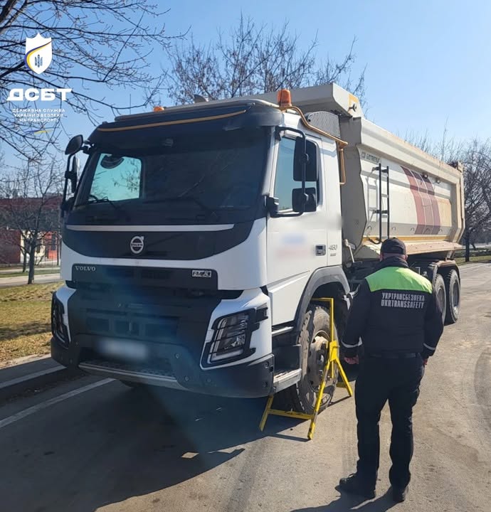 Контроль вагових обмежень на дорозі Київщини