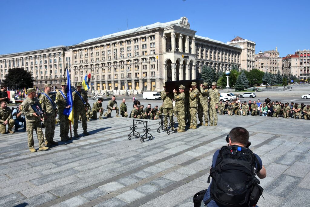Прощальна церемонія — фото 6