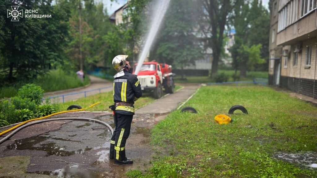 Рятувальники на місці події
