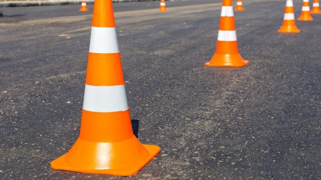 У Києві частково обмежать рух на мосту Патона та на чотирьох вулицях через ремонт