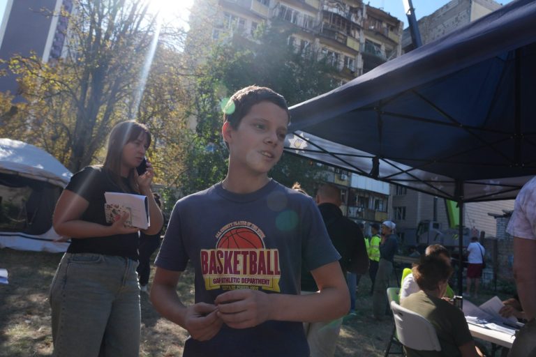 «Сховався з Айрін у ванній»: як 12-річний Костя вижив під час атаки на Київ