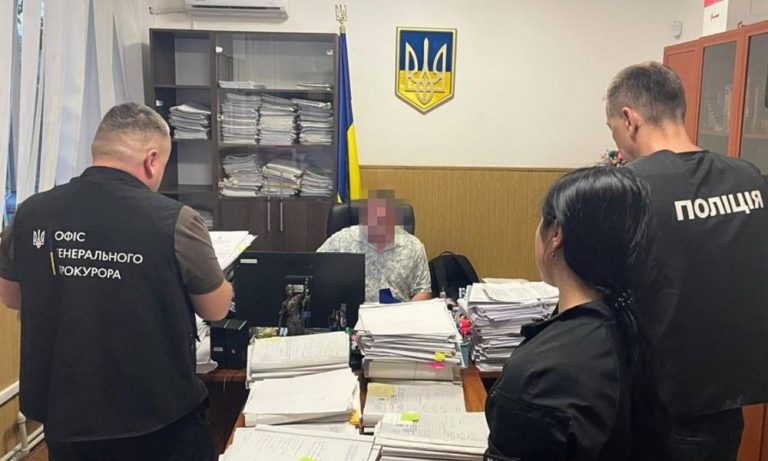 На Київщині судді висунули підозру у причетності до схеми уникнення мобілізації за $2500