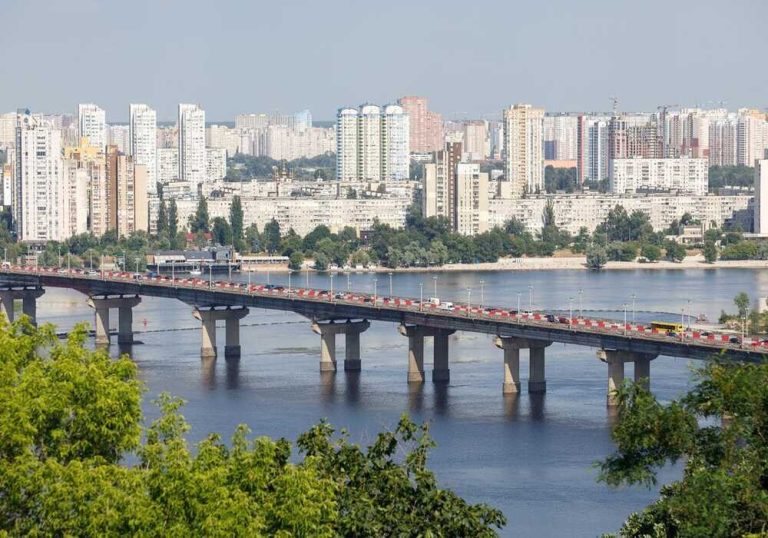 У Києві оголосять тендер на розробку проєкту реставрації мосту Патона