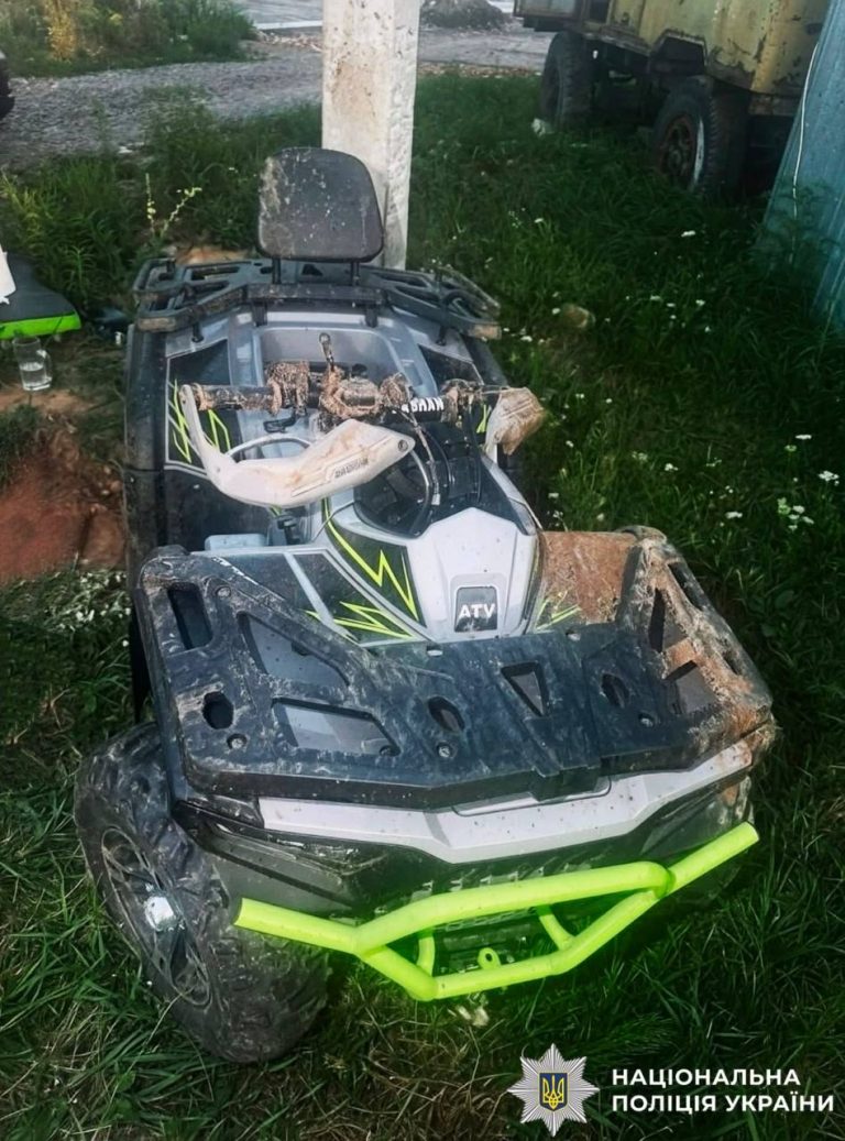 На Київщині 15-річна дівчина за кермом загинула в смертельній аварії, триває розслідування