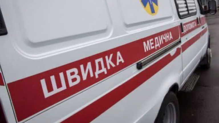 Одна людина травмувалася внаслідок атаки ворога в Дарницькому районі