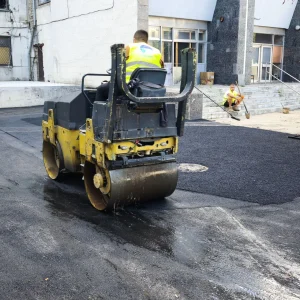 Корупція на асфальтуванні доріг у Києві: розслідування схем і переплат 2026