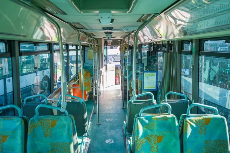 Французькі партнери поповнили автопарк Бучанської громади п’ятьма автобусами