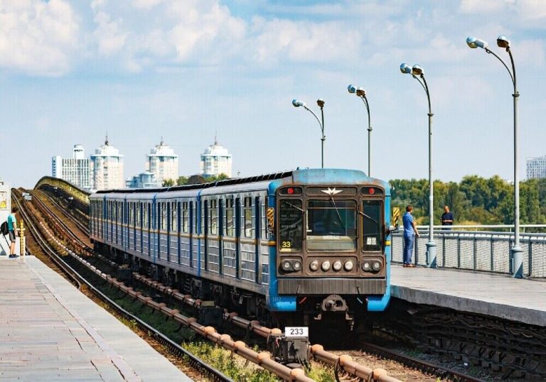 Як швидко дістатися потрібного району в Києві
