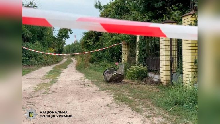 У Дарницькому районі успішно нейтралізували боєголовку ракети С-400