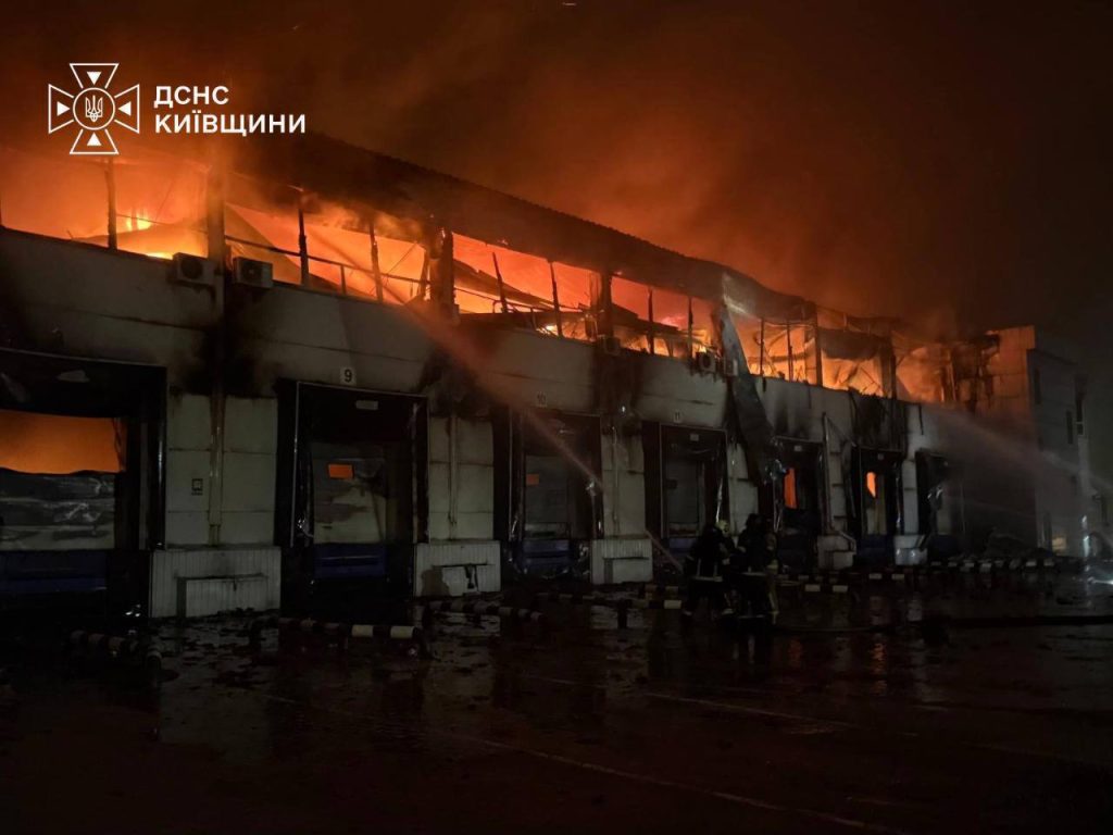 Багатоповерхівка в Борисполі зазнала пошкоджень, є постраждалі
