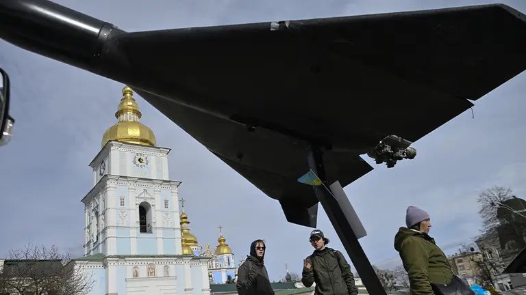 Як раптові атаки реактивних дронів виводять Київ з ладу і завдають удару по економіці
