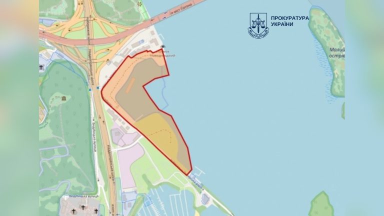 Прокуратура Печерського району наполягає на поверненні земельної ділянки вартістю 114 млн гривень