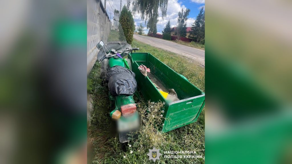 У Фастівському районі Lanos зіткнувся з мотоциклом, постраждав 74-річний