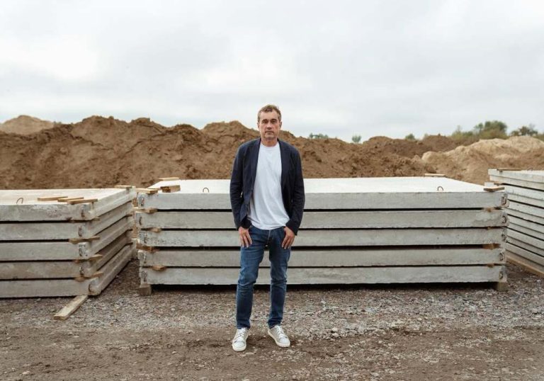 Василь Хмельницький вирішив призупинити зведення трьох заводів у Білій Церкві