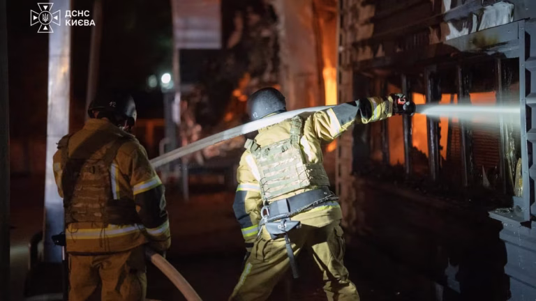 В Обухівському районі внаслідок ворожого удару поранено жінку